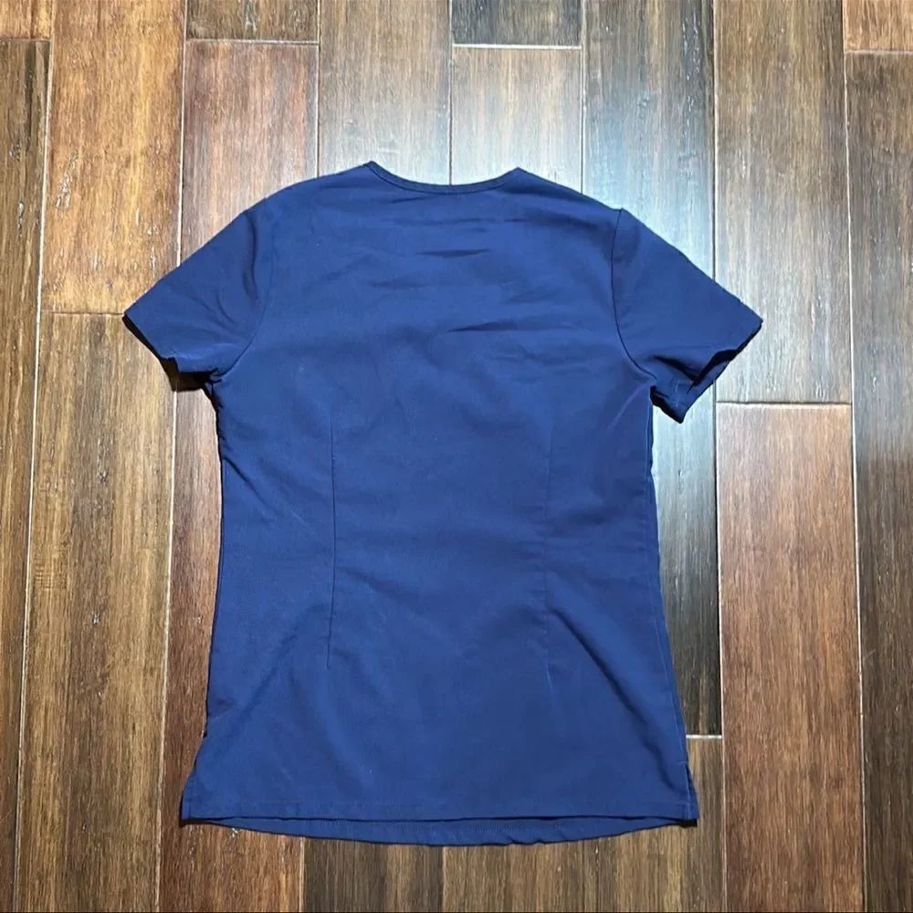 Figs Scrub Top - Picture 3 of 3